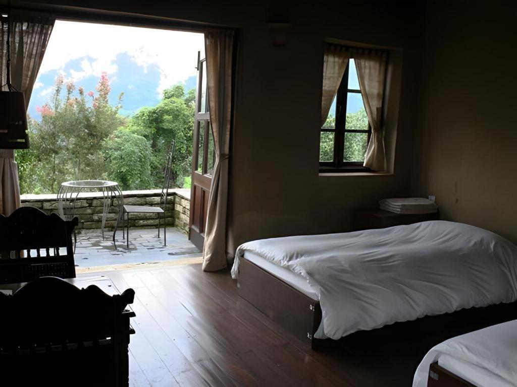 Hananoie - A Permaculture Resort Pokhara Exteriör bild