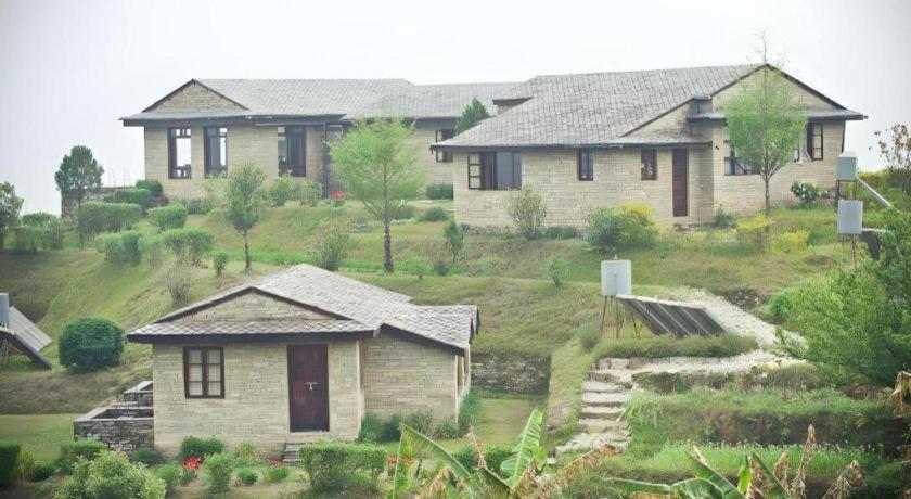 Hananoie - A Permaculture Resort Pokhara Exteriör bild